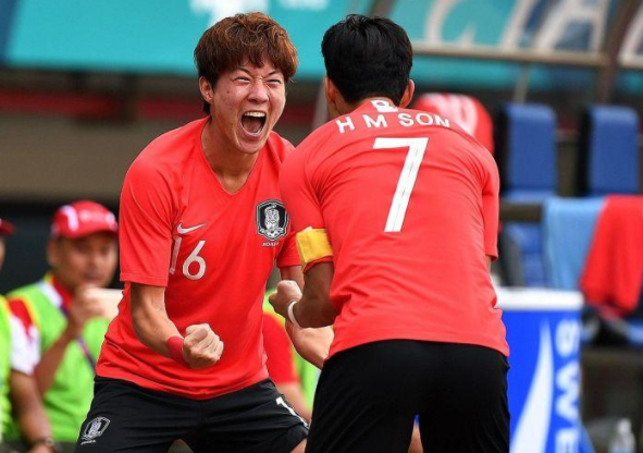 狐狸队凭借头号射手进球，取得胜利