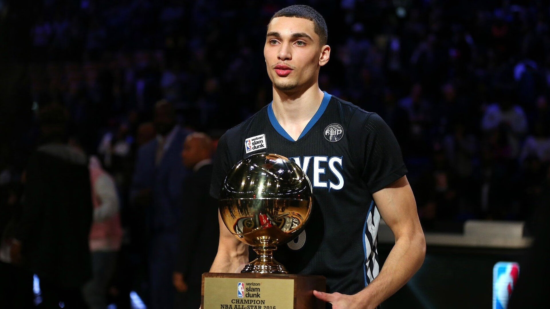 开云体育官方网站-新星闪耀难敌巨舰重炮，拉梅洛压制级发挥，仍难阻快船正面击溃黄蜂