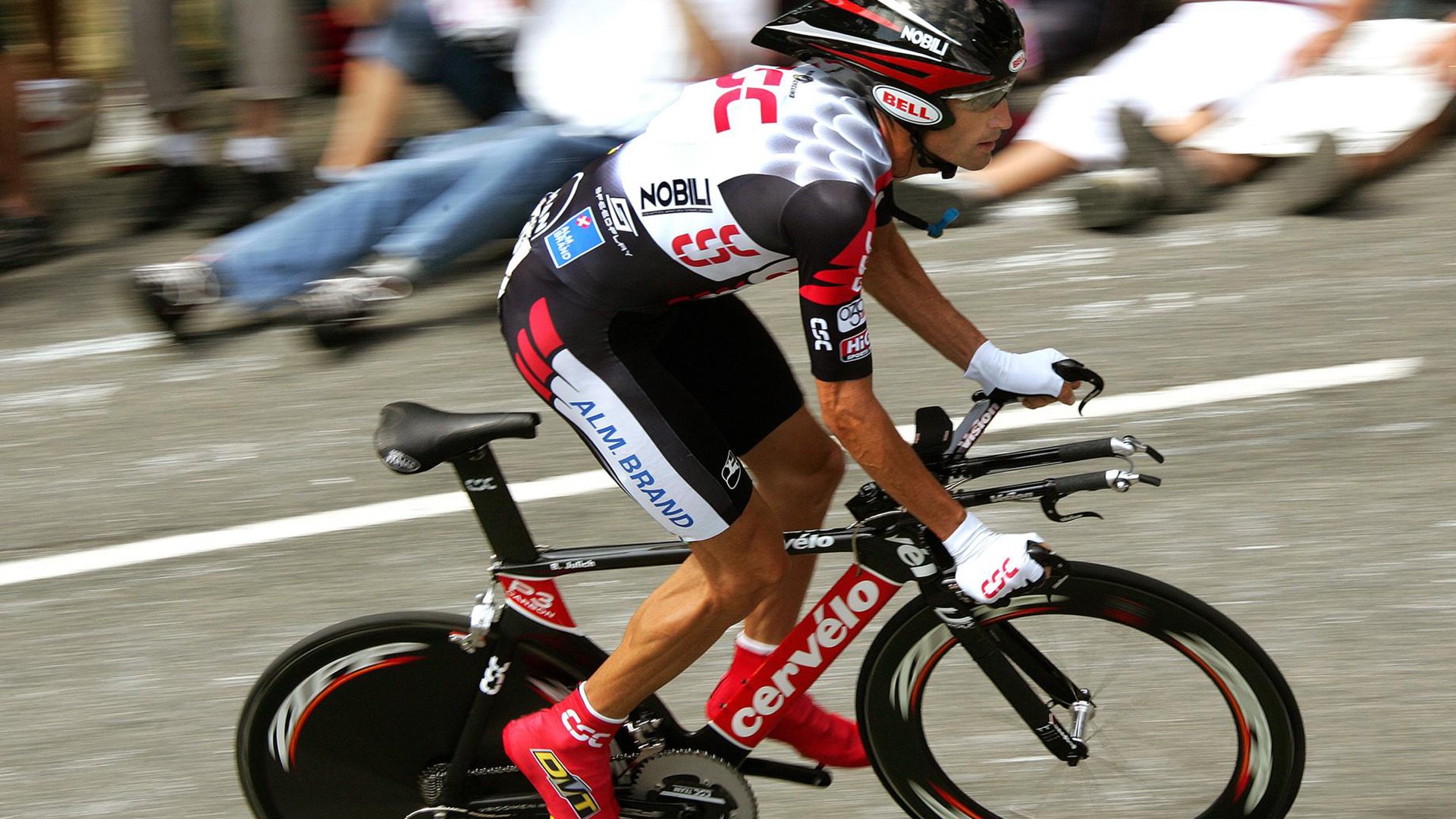 开云体育登录-武切维奇关键节点连续得分定乾坤，猛龙末节发力粉碎北京队反扑